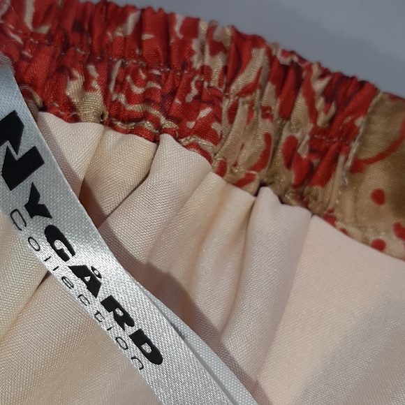 Wrap Silk skirt by nygard - Picture 6 of 6